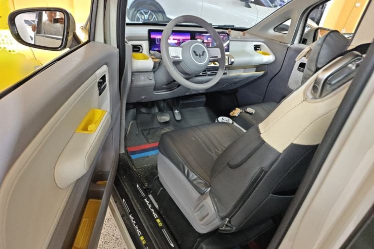 Used Wuling Air ev 2023 - Four Seats - Advanced Edition