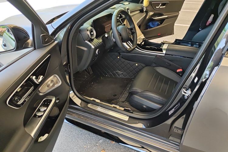 Used Mercedes-Benz C-Class 2024 Facelift C 260 L Night Edition Sport Version
