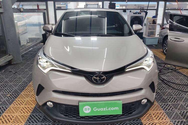Used Toyota C-HR 2020 2.0L Luxury Edition

