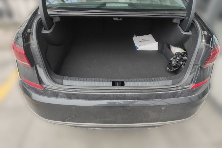 Used Volkswagen Passat New Energy 2023 430 PHEV Hybrid Elite Edition Trunk