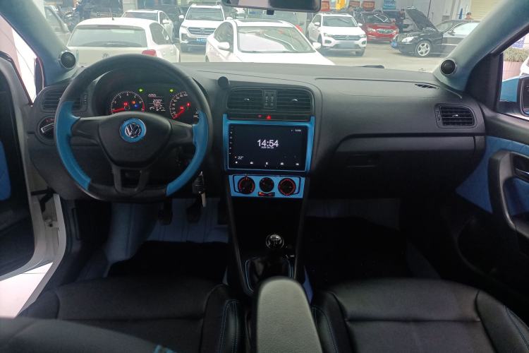 Used Volkswagen Polo 2016 1.4L Manual Fashion Model
