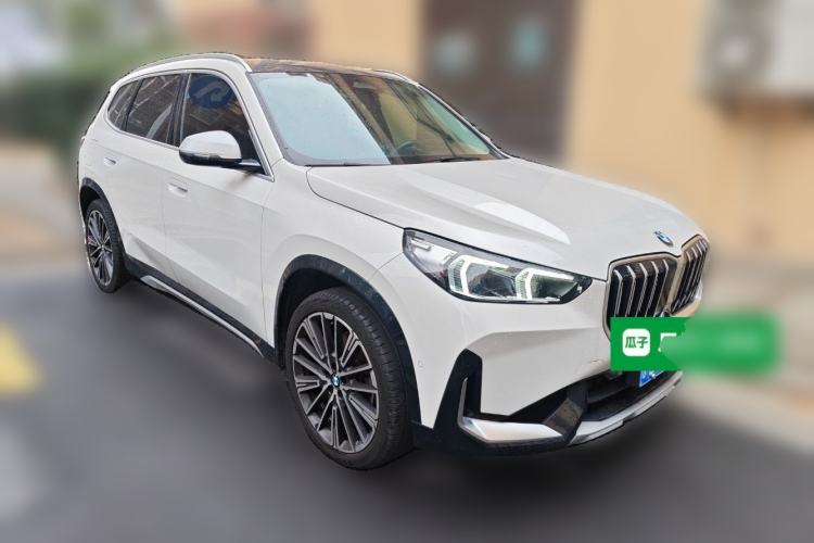 Used BMW X1 2023 xDrive25Li X Design Package Front Right 45 Deg