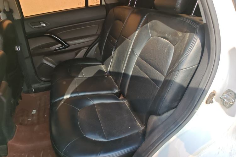 Used GAC Trumpchi GS4 2017 200T Manual Two-Wheel Drive Comfort Edition Left Rear Seat