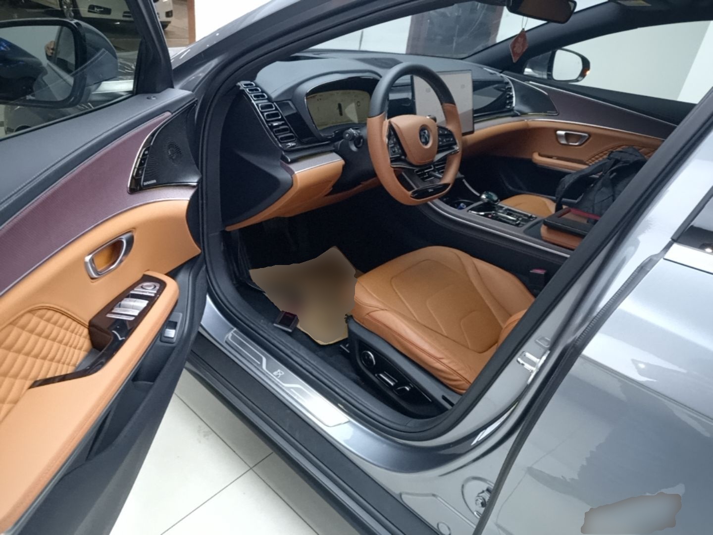 BYD Han 2022 EV Genesis Edition 715 km Front-Wheel-Drive Flagship Model — снимка 17