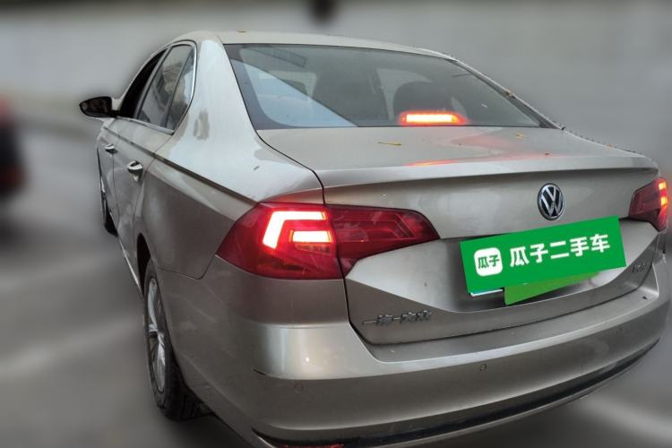 Used Volkswagen Bora 2017 1.6L Automatic Fashion Model