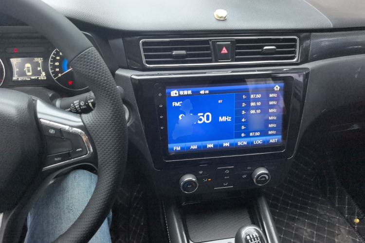 Used Dongfeng Fengon 580 2016 1.5T Manual Luxury Edition
