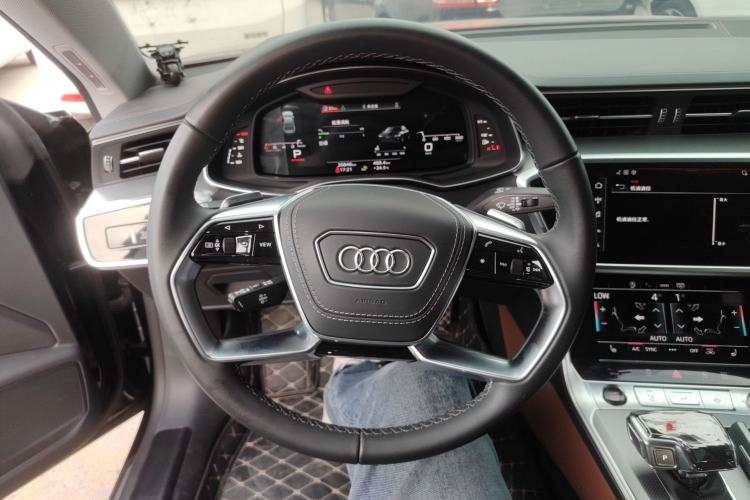 Used Audi A7L 2024 45 TFSI quattro Luxury Edition Steering Wheel