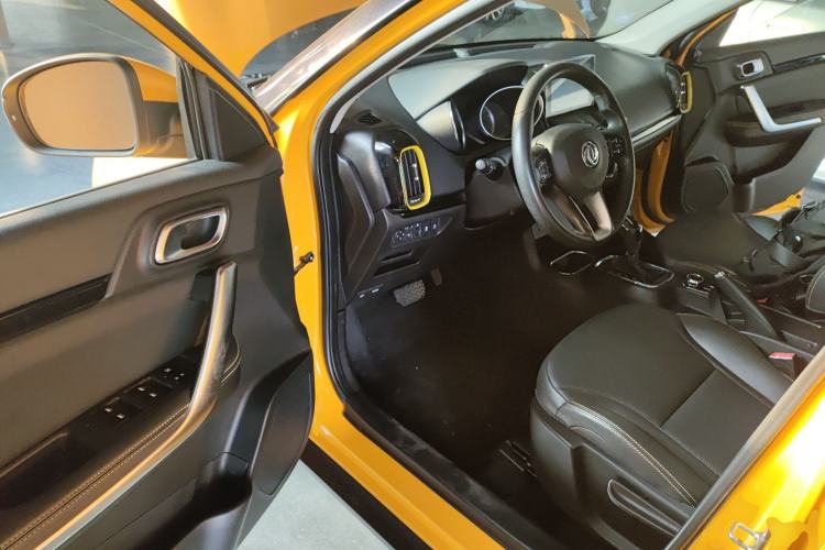 Used Dongfeng Aeolus AX4 2017 1.6L DCT Trendy Style
