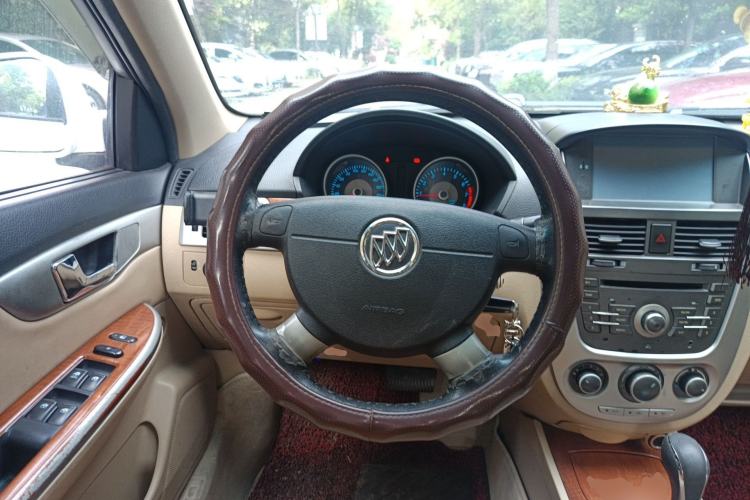 Used Buick Excelle 2013 1.5L Automatic Classic Model
