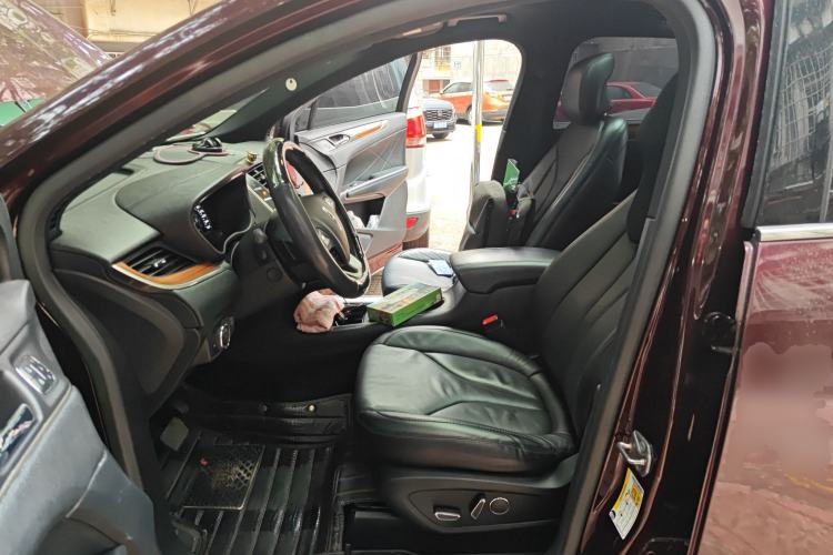 Used Lincoln MKC 2014 2.0T Two-Wheel-Drive Luxury Edition Left Front Seat