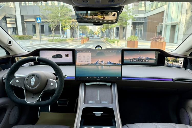 Used Hima S9T 2025 Model Pure Electric Four-Wheel-Drive Ultra
