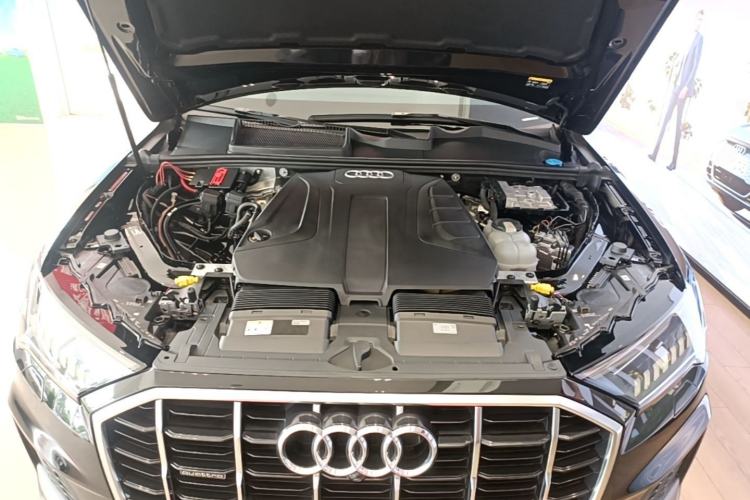 Used Audi Q7 2023 45 TFSI quattro S line Sport model