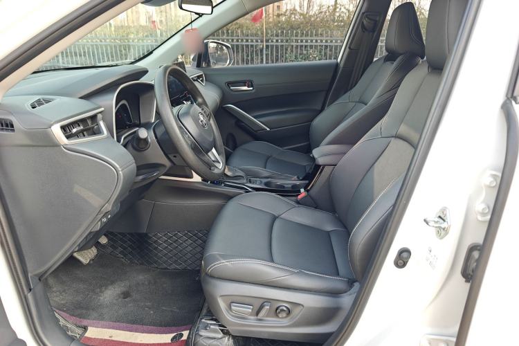 Used Toyota FRONTLANDER 2024 2.0L CVT Luxury Edition