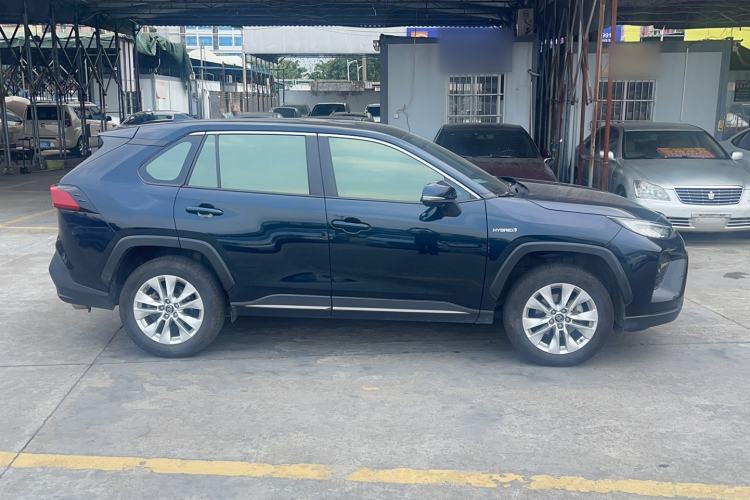 Used Toyota Wildlander 2022 Facelifted Dual-Motor 2.5L E-CVT Two-Wheel Drive Leading Edition Exterior 3