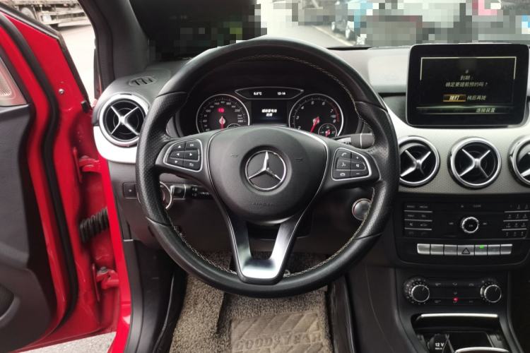 Used Mercedes-Benz B-Class 2017 B 200 Sport Edition Steering Wheel