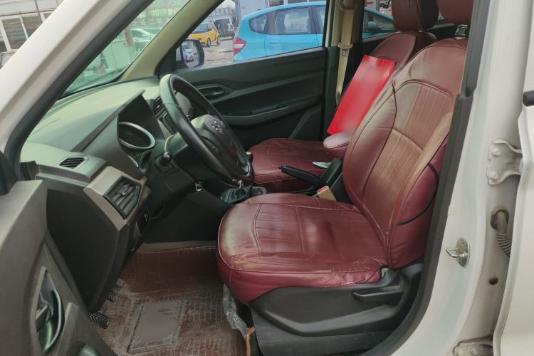 Used Wuling Hongguang 2019 1.5L S Standard Version China VI LAR
