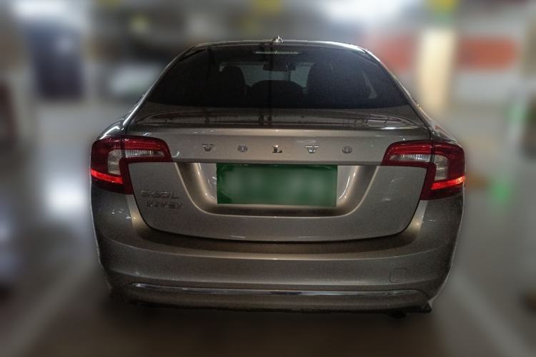 Used Volvo S60 2014 S60L 2.0T Zhiyuan Edition