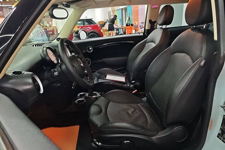 Used MINI MINI 2011 1.6L COOPER Excitement