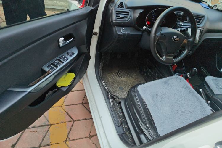 Used Kia K2 2015 Sedan 1.4L MT GLS