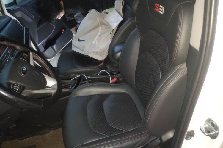 Used JAC Group Refine S3 2017 1.6L CVT Luxury Smart Model