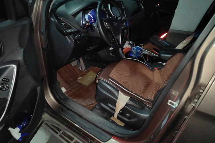 Used Hyundai Santa Fe 2013 2.4L Automatic Two-Wheel Drive Smart Version
