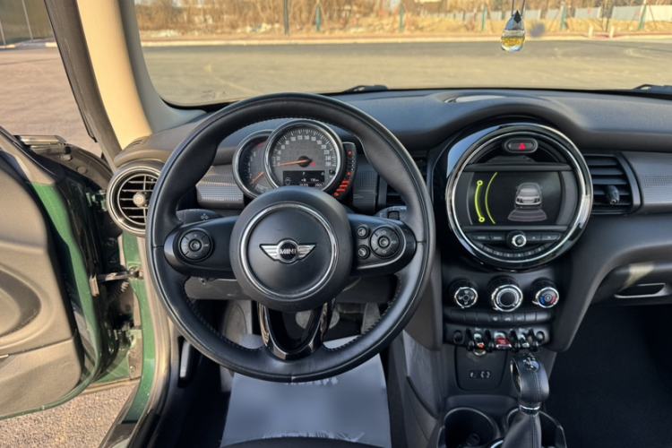 Used MINI MINI 2016 1.5T COOPER