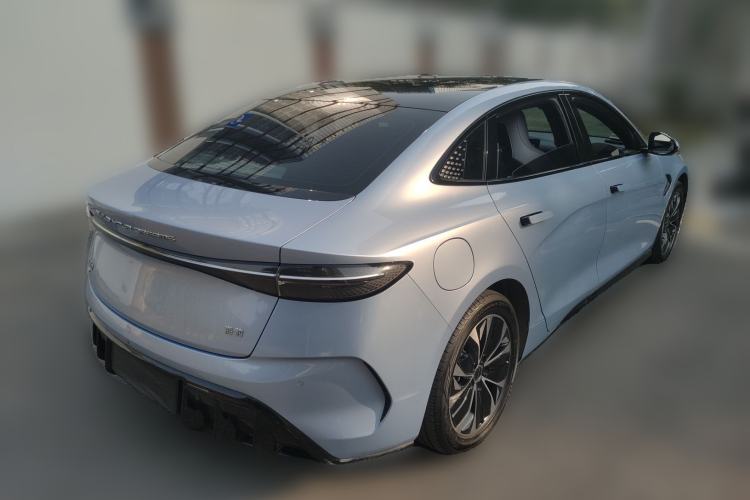 Used BYD Seal 2022 550 km Standard Range Rear-Wheel Drive Prestige Version Rear Right 45 Deg