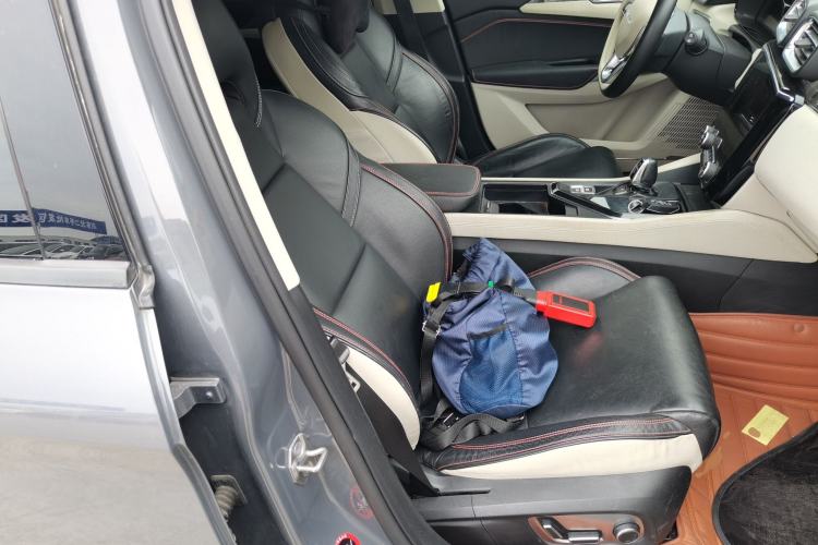 Used Lynk & Co 02 2018 1.5T DCT Two-Wheel Drive Zhaopu Version China V Standard
