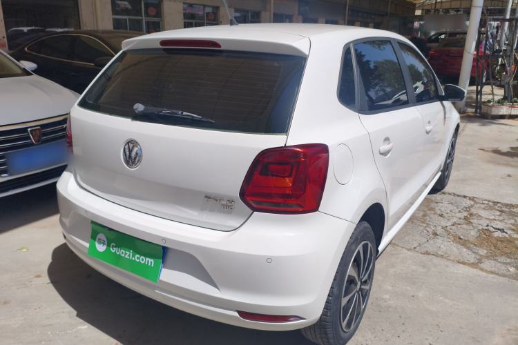 Used Volkswagen Polo 2016 1.6L Automatic Comfort Model