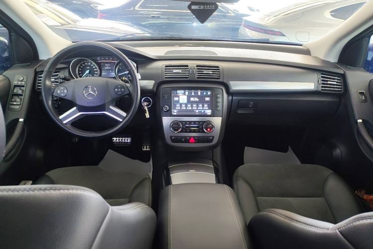 Used Mercedes-Benz R-Class 2014 R 320 4MATIC Business Model
