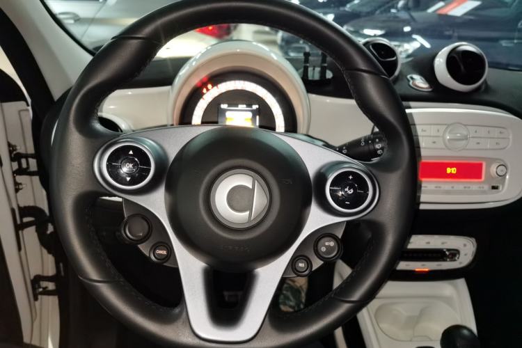 Used smart forfour 2018 1.0L 52kW Passion Edition
