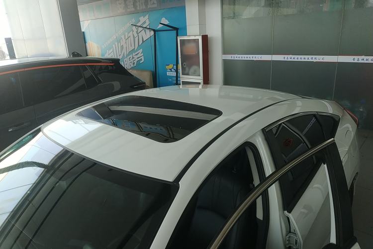 Used Honda Civic 2019 220TURBO CVT Dynamic Edition China VI Roof