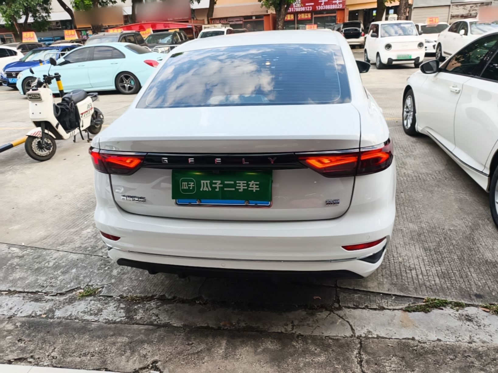Geely Auto Emgrand 2025 4th Generation 1.5L CVT Longteng Edition — снимка 5