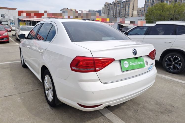 Used Volkswagen Lavida 2015 1.6L Automatic Comfort Edition
