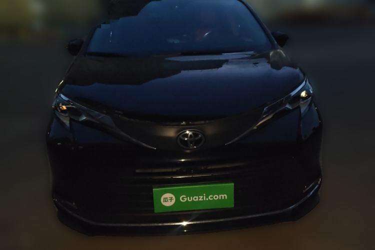 Used Toyota Sienna 2024 2.5L Hybrid Comfort Edition