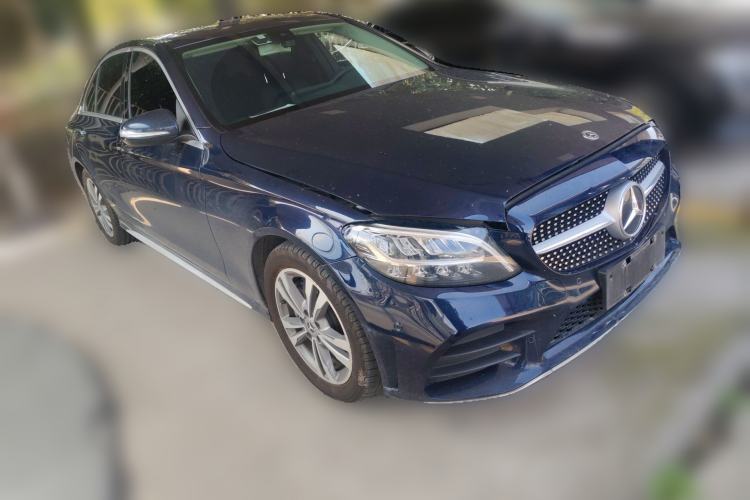 Used Mercedes-Benz C-Class 2019 C 180 L Fashion Edition Sport Version Front Right 45 Deg