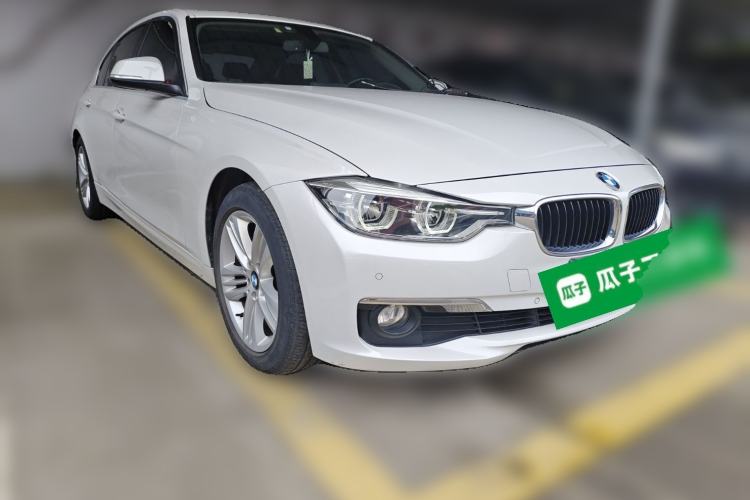 Used BMW 3 Series 2016 320Li Fashion Model Front Right 45 Deg