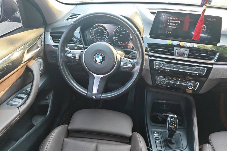 Used BMW X1 2022 sDrive25Li Leading Model
