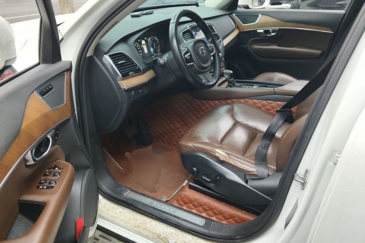 Used Volvo XC90 2019 T6 Zhiyi Edition 7-Seater China VI Standard