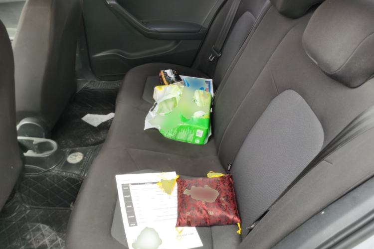 Used Volkswagen Jetta 2015 Value Edition 1.6L Manual Fashionable Style
