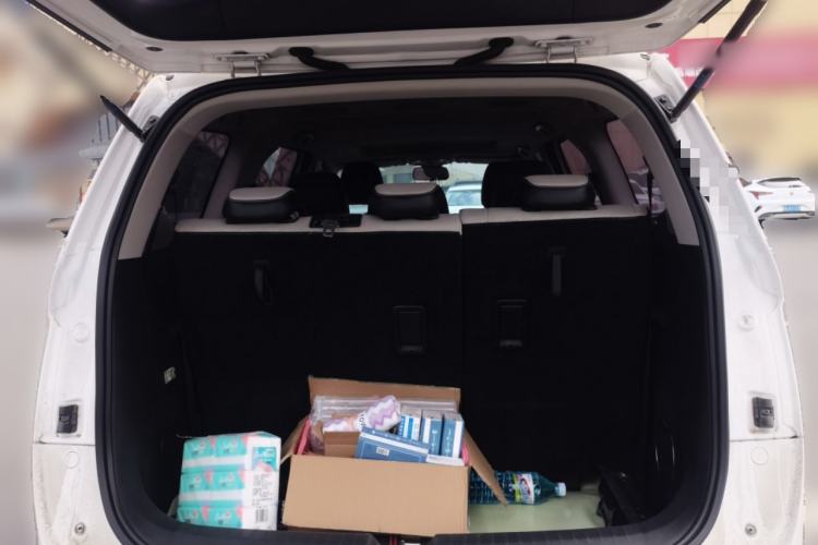 Used Baojun 730 2017 1.5T DCT Flagship Model 7 Seats China V Emission Standard Trunk