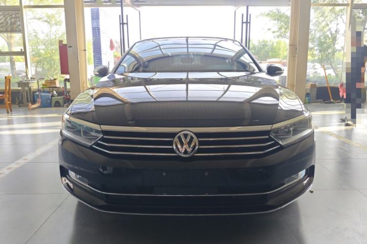 Used Volkswagen Magotan 2019 330TSI DSG Luxury Version China VI Standard
