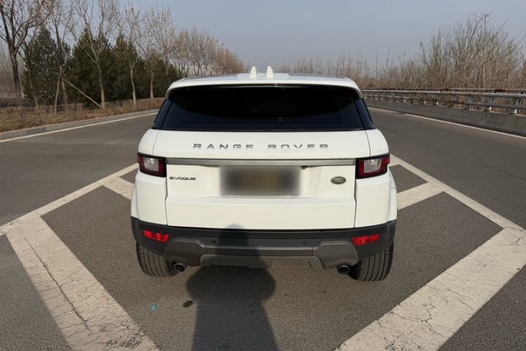 Used Land Rover Range Rover Evoque 2018 240 PS SE Smart Brilliance Edition
