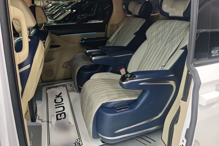 Used Buick GL8 2023 ES Lu Zun Deluxe Model