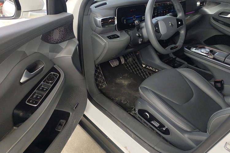 Used ARCFOX Alpha S 2022 525S 160kW
