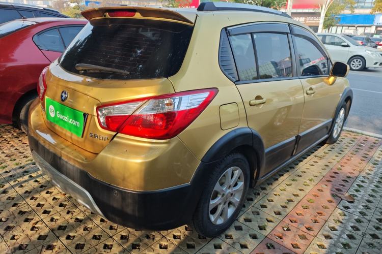 Used Venucia R50X 2013 1.6L Automatic Model
