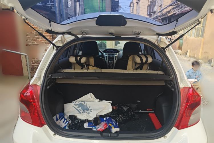 Used Toyota Yaris 2011 1.6E Automatic Charm Edition
