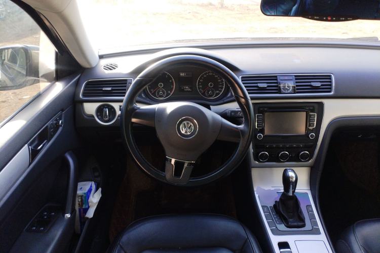 Used Volkswagen Passat 2014 1.8TSI DSG Prestige Navigation Edition