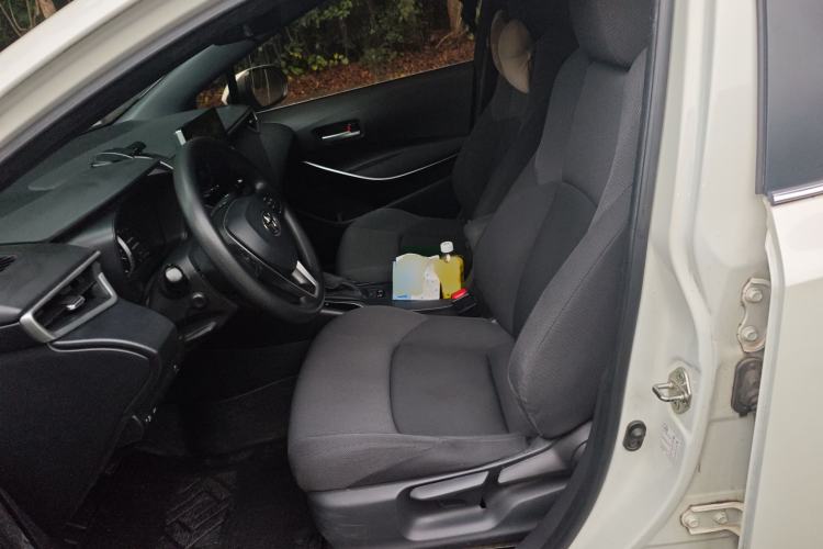 Used Toyota Levin 2019 Dual-Engine 1.8H E-CVT Luxury Edition China VI Standard
