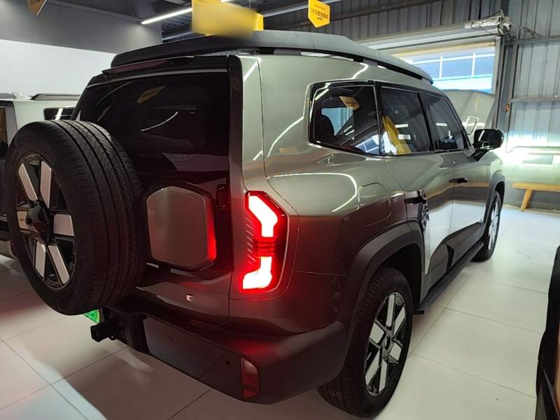 Used Deepal G318 2024 Four-Wheel-Drive Air Suspension Model — 6